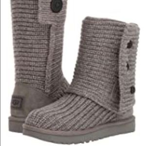 Never worn size 6 Ugg’s